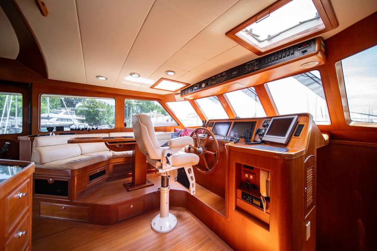 2003 Marlow 65 