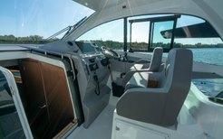 2023 Beneteau Gran Turismo 32 Outboard