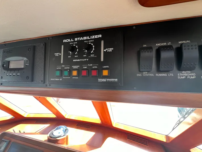 No Time Yacht Photos Pics 