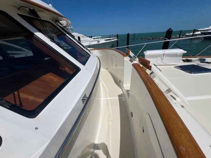 No Time Yacht Photos Pics 