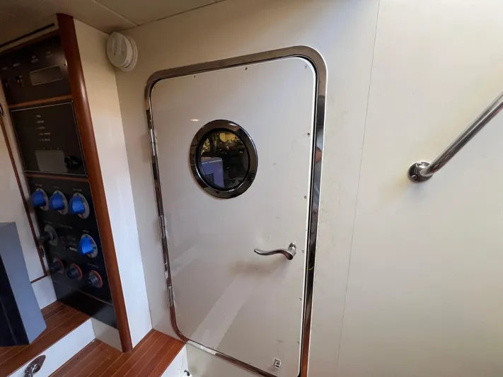 No Time Yacht Photos Pics 