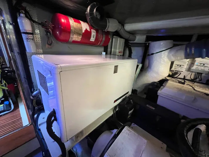 No Time Yacht Photos Pics 