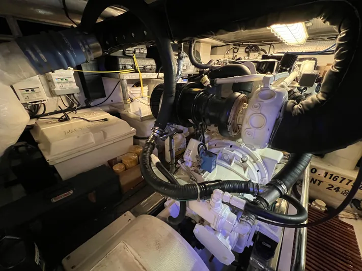 No Time Yacht Photos Pics 