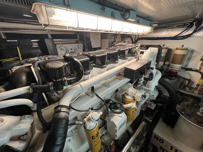 No Time Yacht Photos Pics 