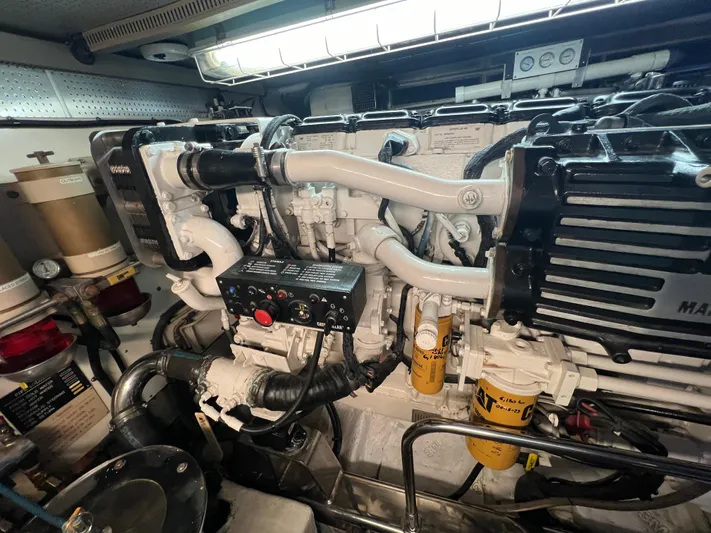 No Time Yacht Photos Pics 