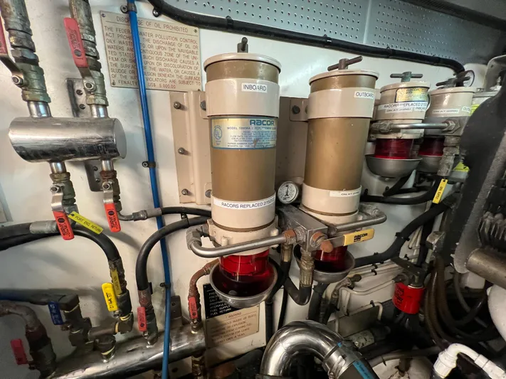 No Time Yacht Photos Pics 