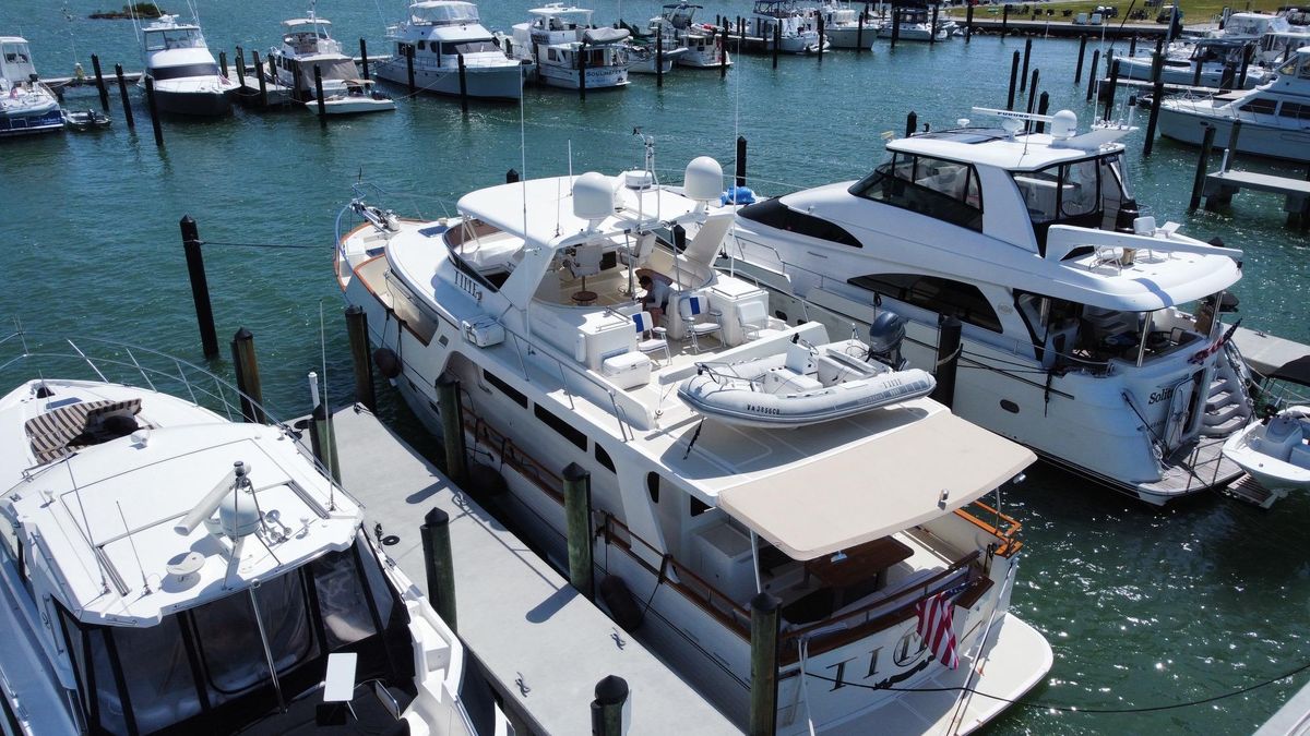 2003 Marlow 65 