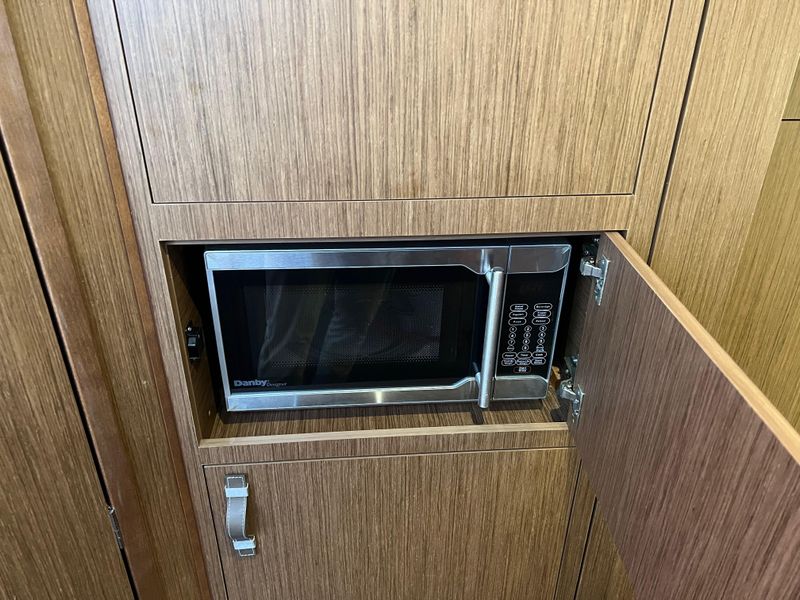 2020 Beneteau Flyer 10