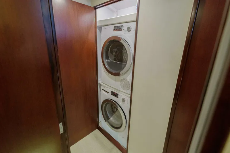 Salemwolf Yacht Photos Pics 