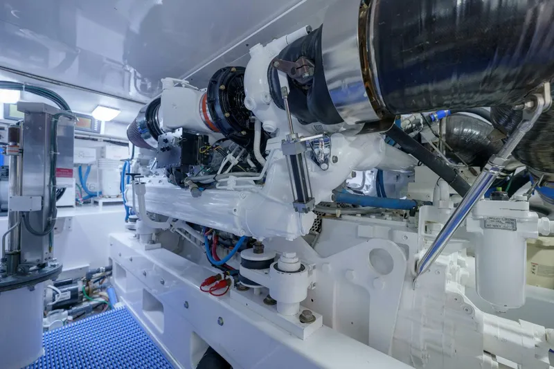 Salemwolf Yacht Photos Pics 