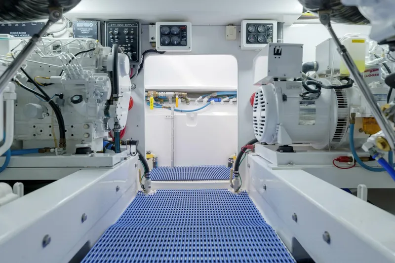 Salemwolf Yacht Photos Pics 