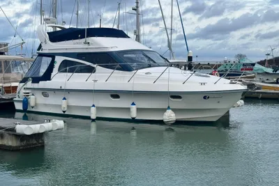 1998 Birchwood 330 Challenger Flybridge