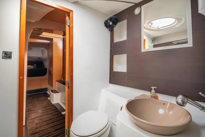 Ramble On Yacht Photos Pics 