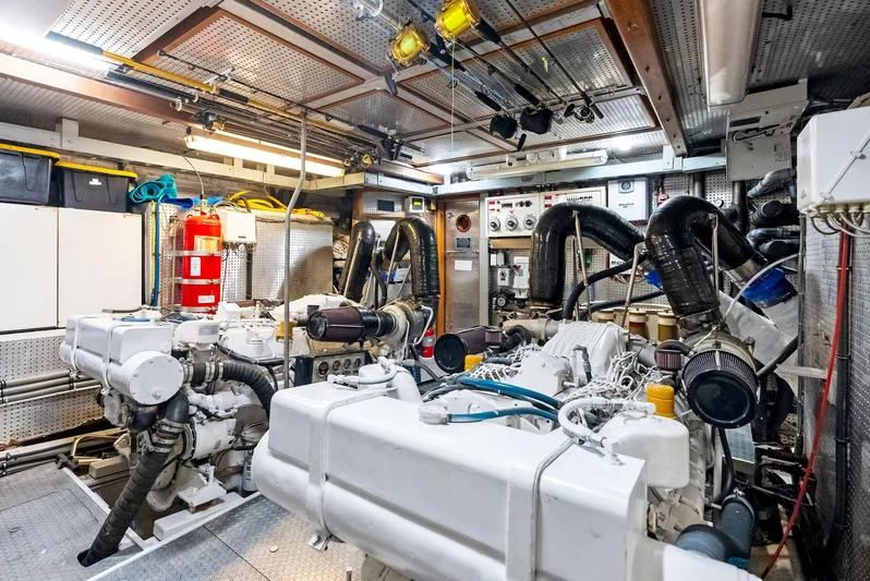 Tortuga Yacht Photos Pics 