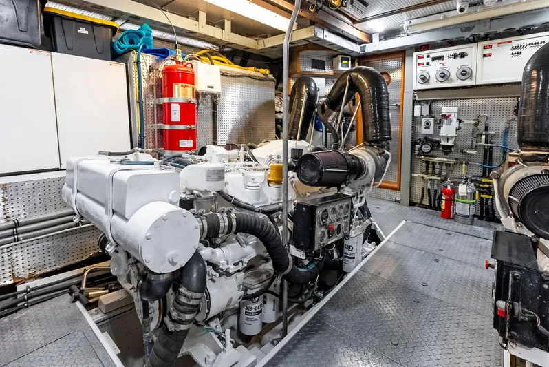 Tortuga Yacht Photos Pics 