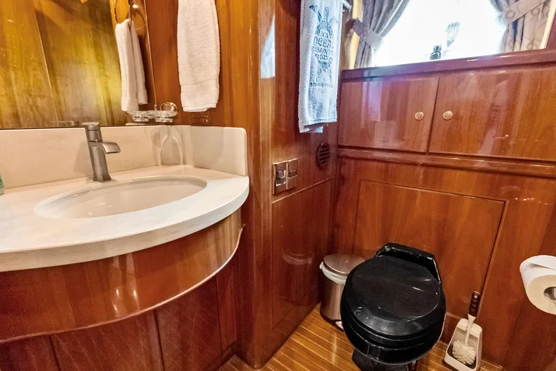 Tortuga Yacht Photos Pics 