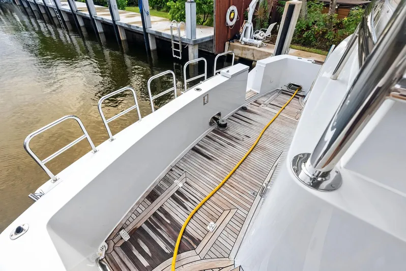 Tortuga Yacht Photos Pics 