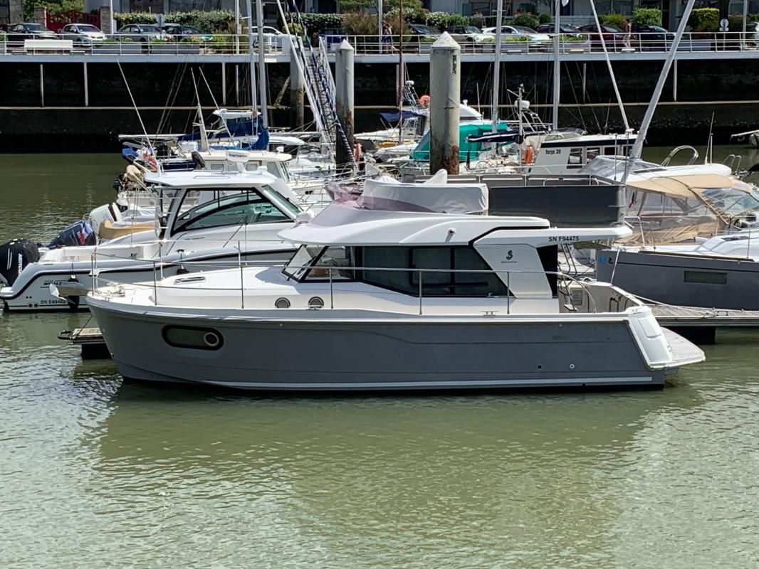 2019 Beneteau Swift Trawler 30