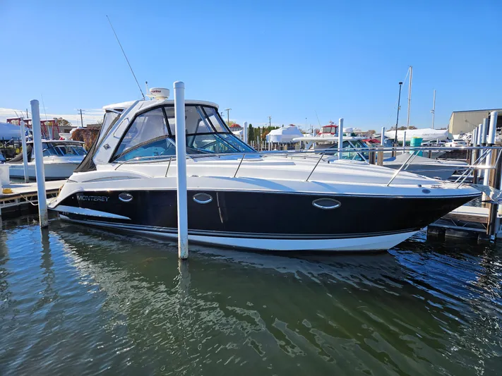 Second Half Yacht Photos Pics 