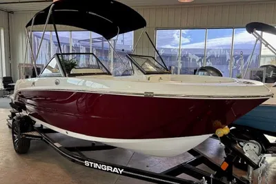 Stingray 172DC