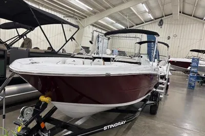 Stingray 172DC