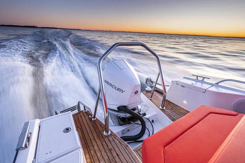  Yacht Photos Pics Manufacturer Provided Image