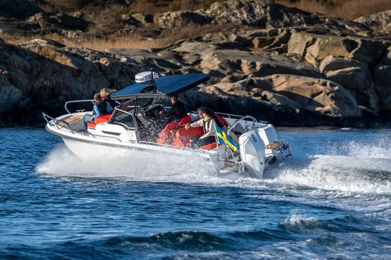  Yacht Photos Pics Manufacturer Provided Image