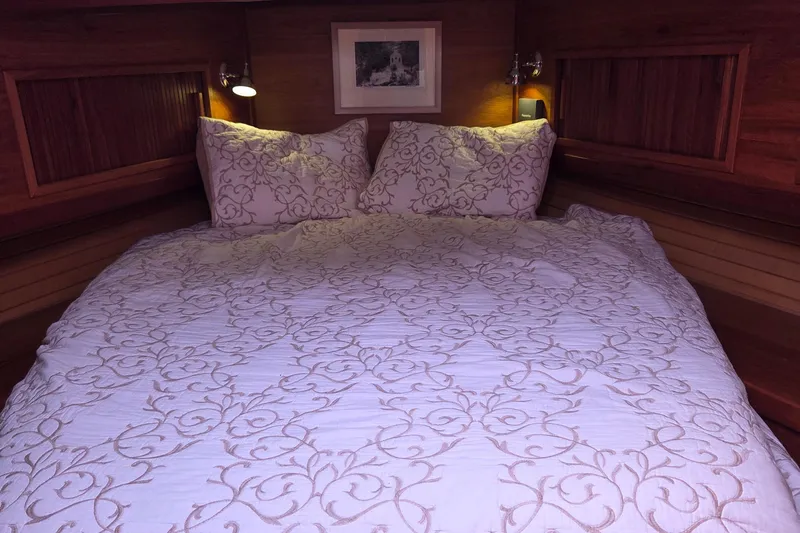 Time Out Yacht Photos Pics 