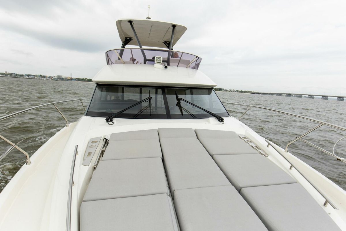 2023 Prestige 46 