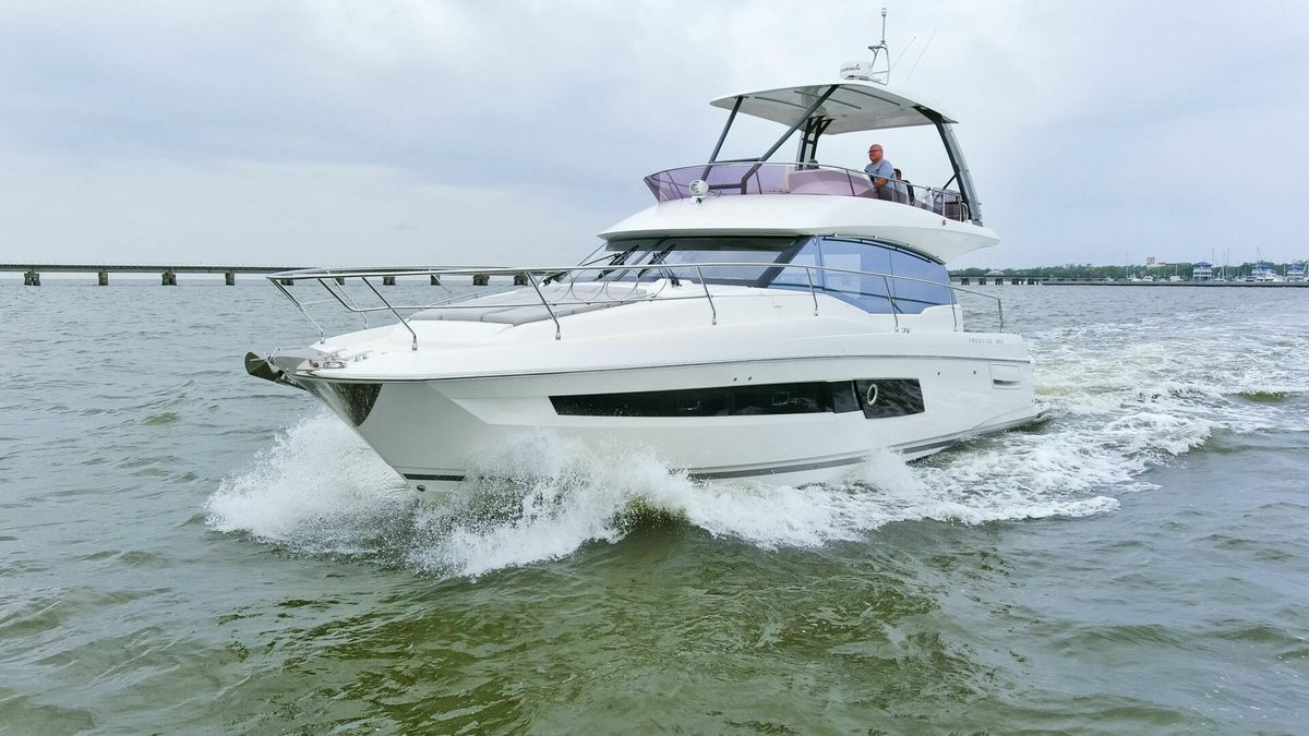2023 Prestige 46 