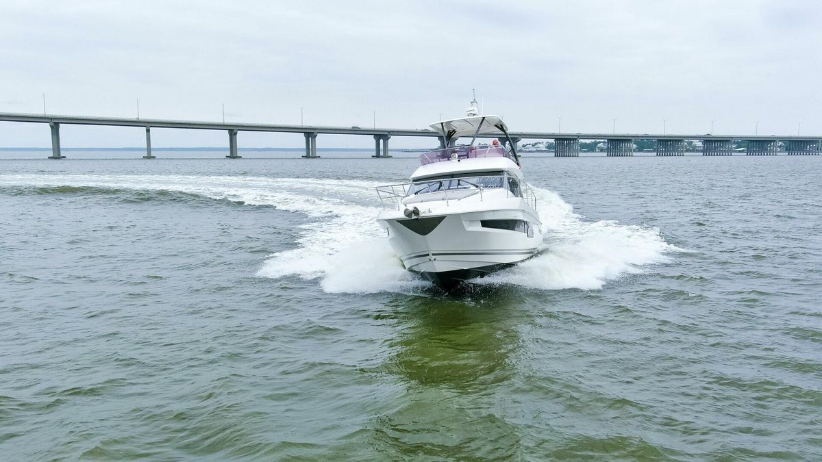 2023 Prestige 46 