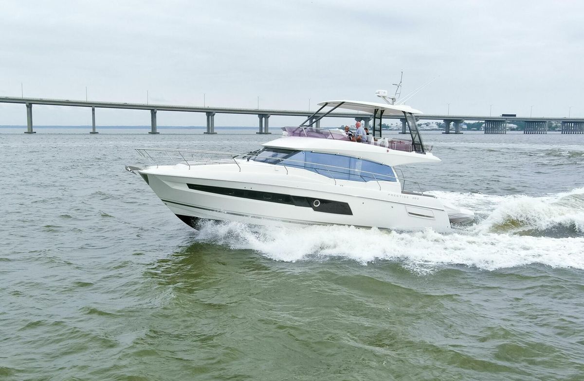2023 Prestige 46 