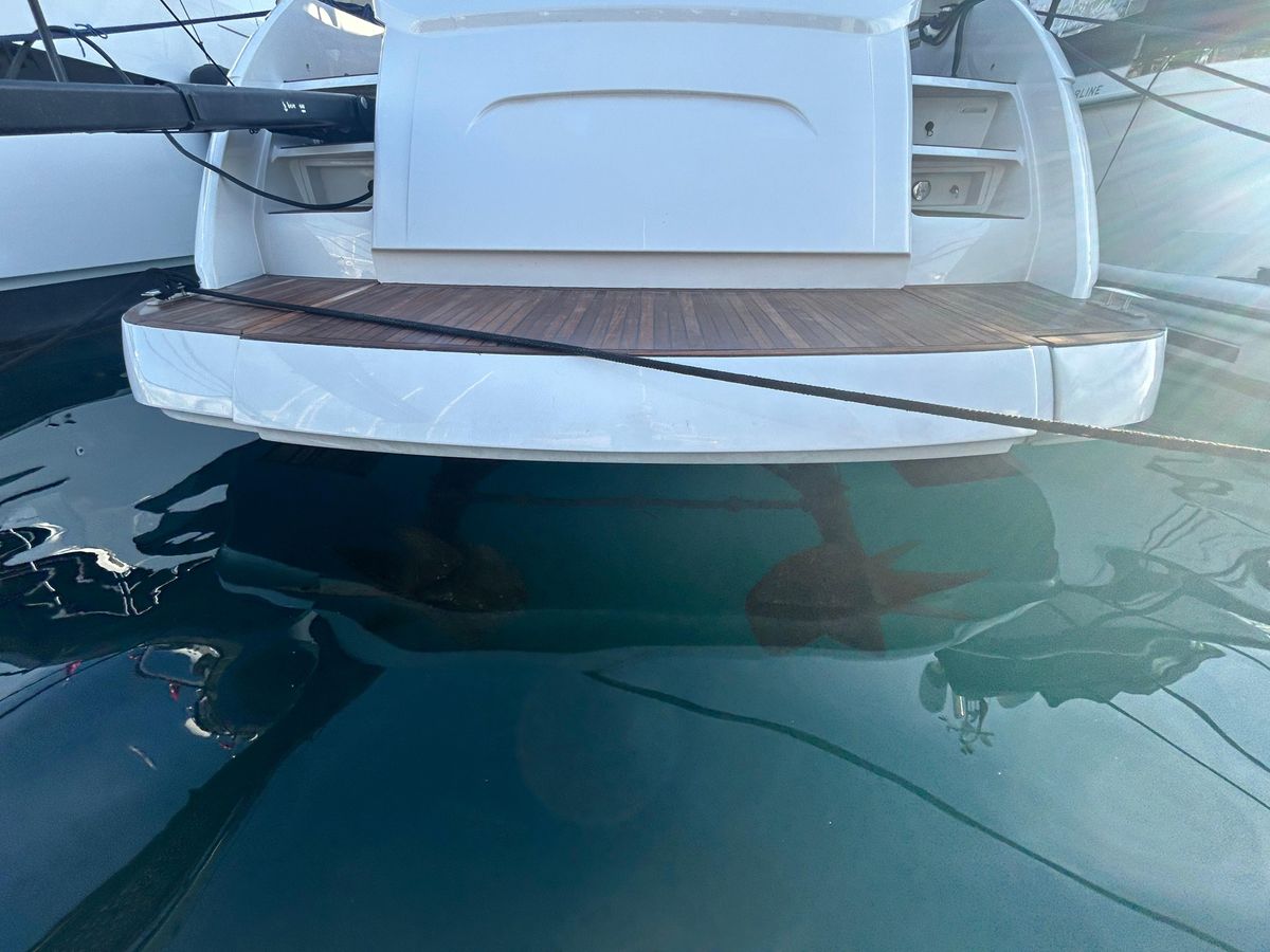2015 Pershing 70 