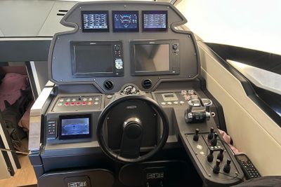 Yacht