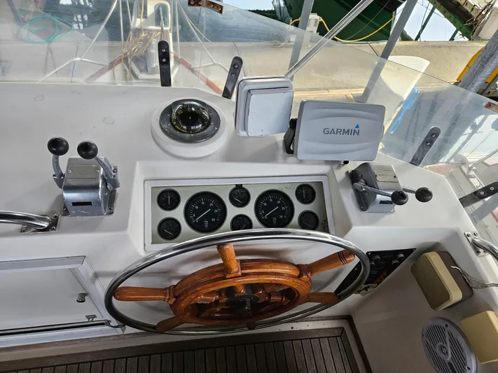 Dark Star Yacht Photos Pics 