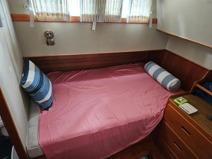 Dark Star Yacht Photos Pics 