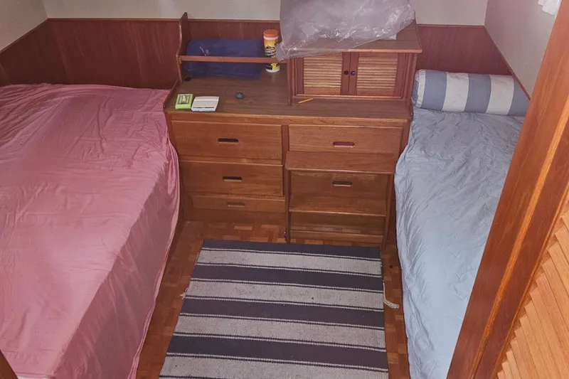 Dark Star Yacht Photos Pics 