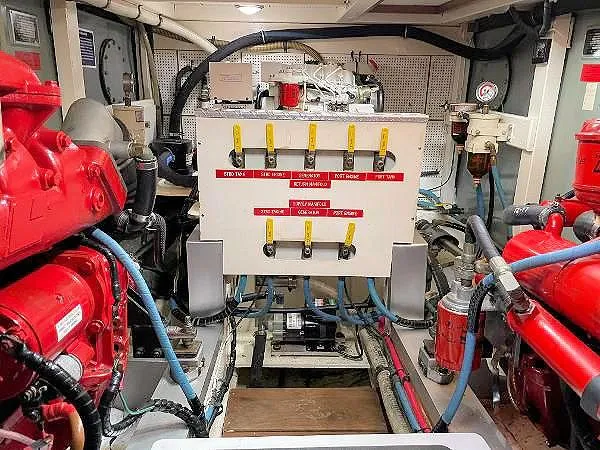 Dark Star Yacht Photos Pics 