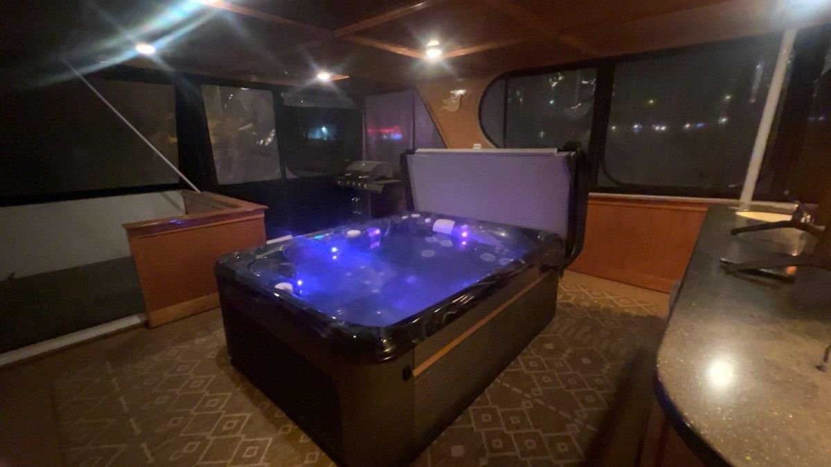 2005 Skipperliner 60 