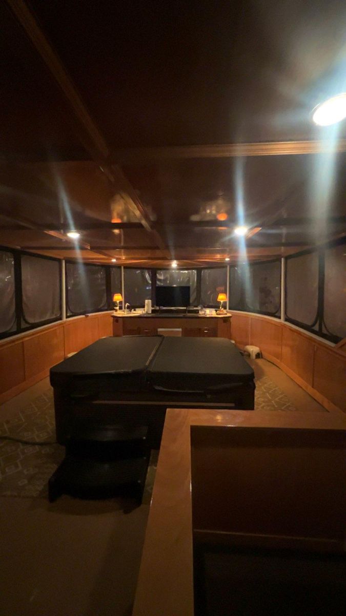 2005 Skipperliner 60 