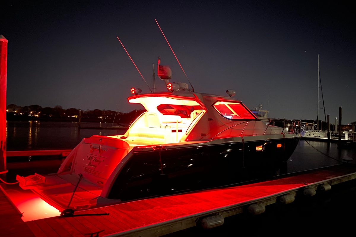 2006 Tiara Yachts 43 