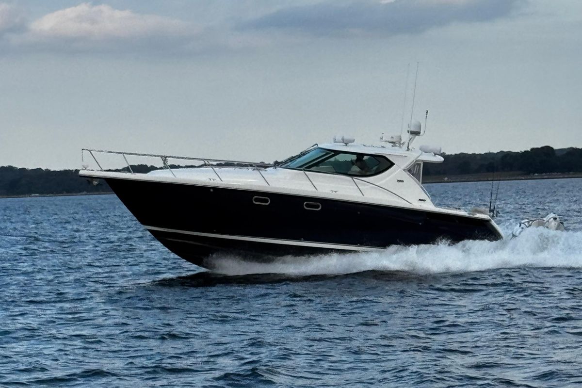 2006 Tiara Yachts 43 