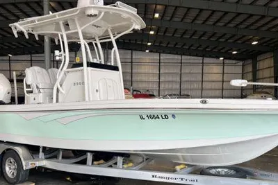 Ranger 2360 Bay