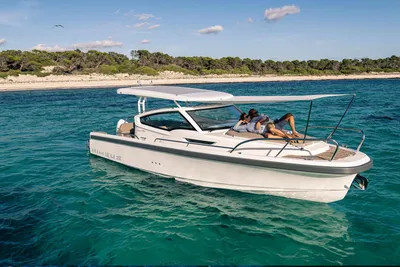 2025 Nimbus Weekender 9