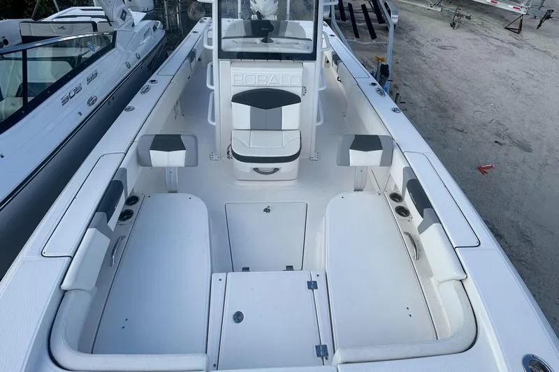 266 Sd - 105 Yacht Photos Pics 