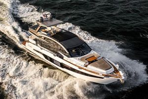 Galeon 700 Sky