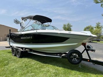 MasterCraft X26