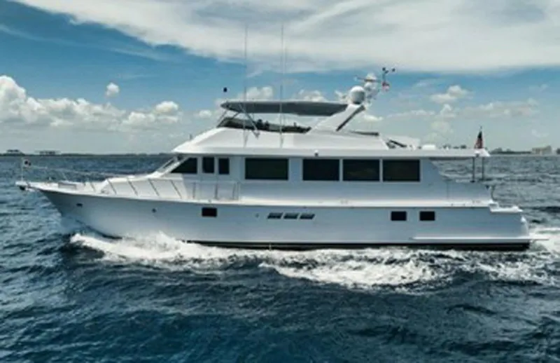 Hatts Off Yacht Photos Pics 
