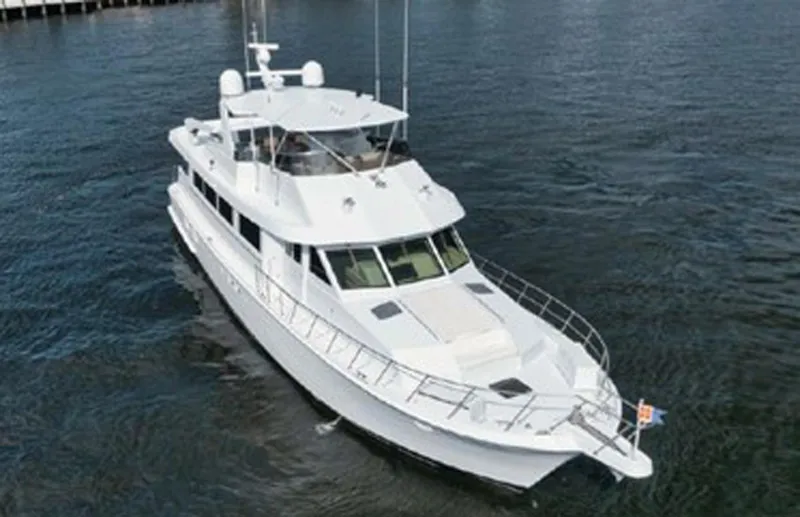 Hatts Off Yacht Photos Pics 