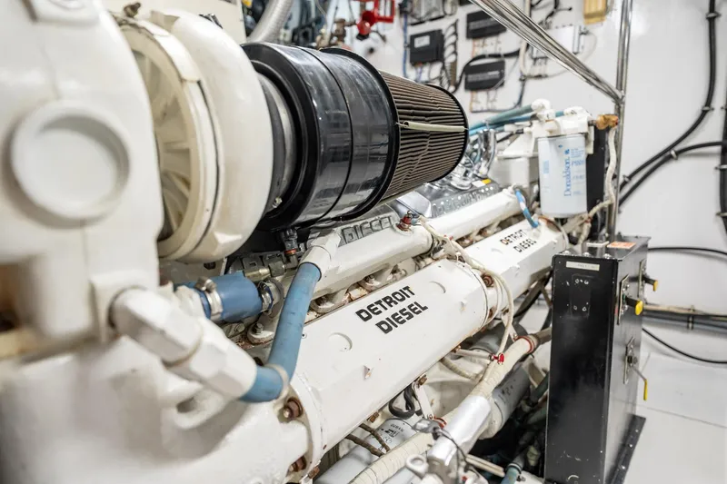 Hatts Off Yacht Photos Pics 